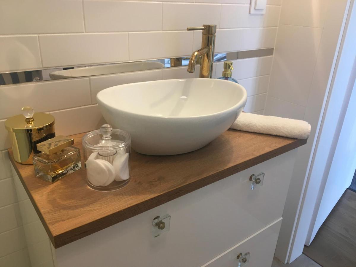 Apartament Marine Holiday Elblag - Winda -Parking W Hali Garazowej -Gratis -Business Stays Kültér fotó